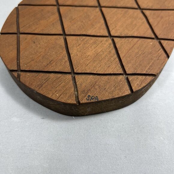 Vintage Wooden Handpainted Pineapple Wall Decor - Picture 3 of 8